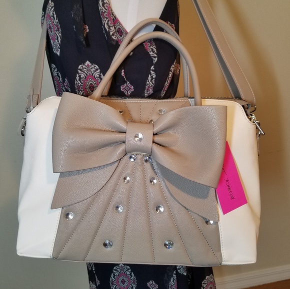 Betsey Johnson Handbags - Betsey Johnson | Pearl Bone Taupe Satchel